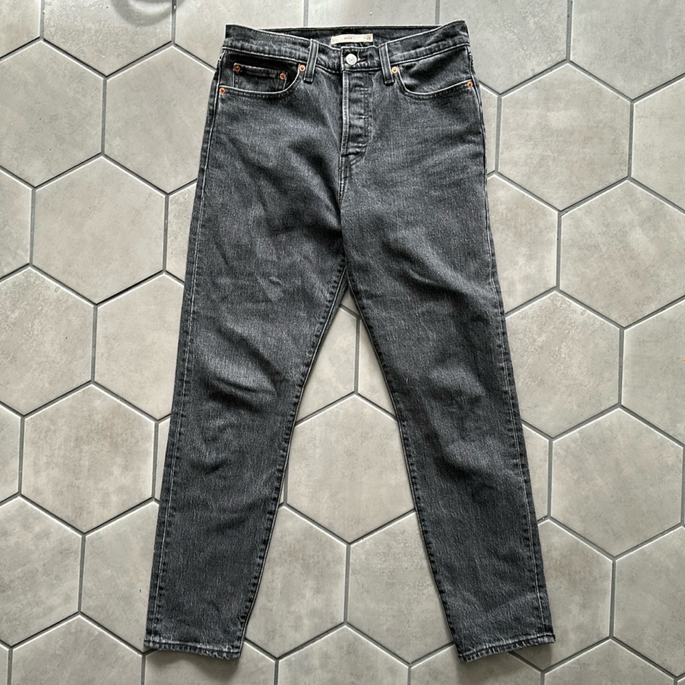 Levi’s wedgie jeans